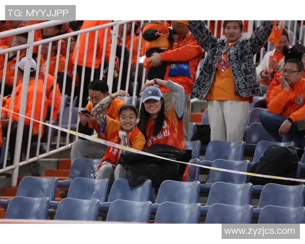 国足遭遇两连败李铁下课引发球迷热议未来教练人选与球队重建方向